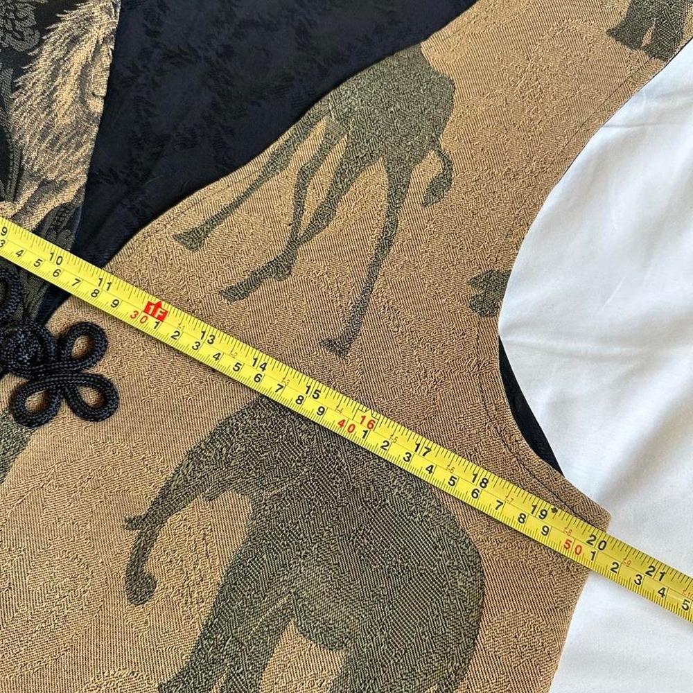 Vintage 90s Safari Animal Tapestry Vest Frog Closures Giraffe Elephant - Picture 4 of 5